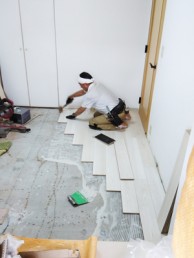 カーペットからフローリングに変更してすっきり広々　大田区M様邸